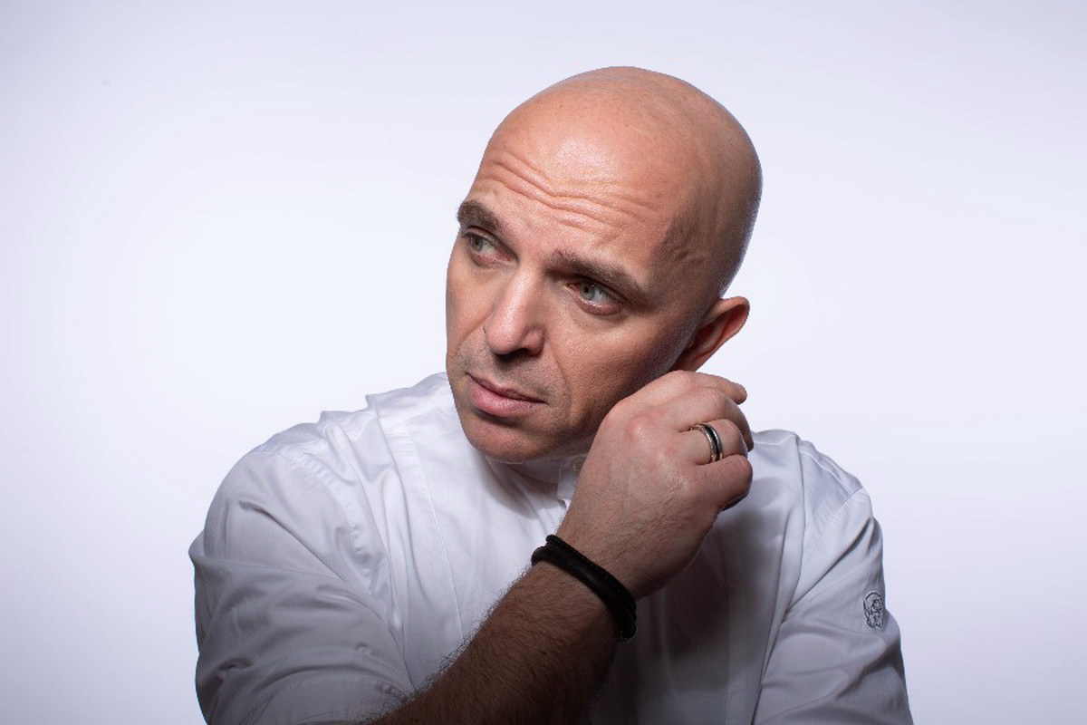 Александр Шоуа и группа «Непара»